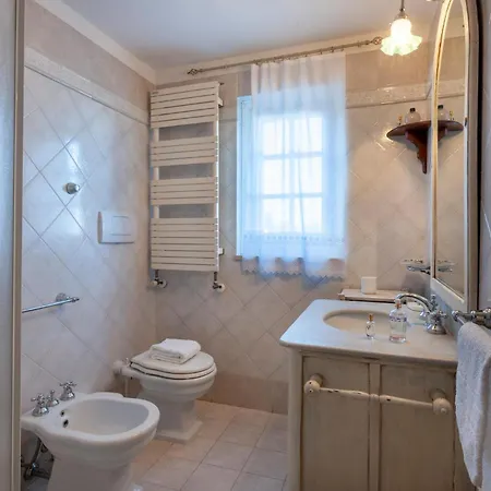 Gorgeous In 세르비글리아노